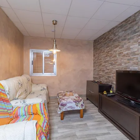 La Casita De Shyro Y Gege * El Tiemblo