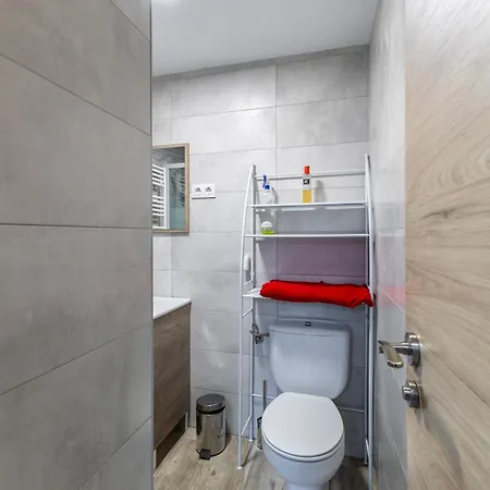 Tatil Evi La Casita De Shyro Y Gege El Tiemblo